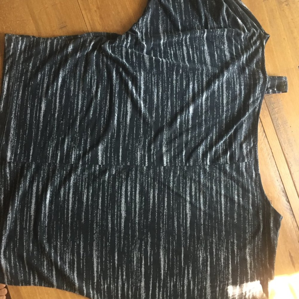 Top - Picture 5 of 5